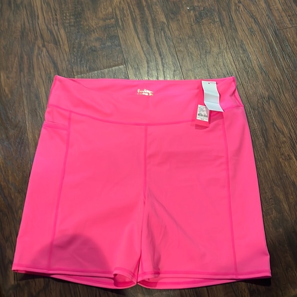 Lilly Pulitzer shorts lux Leduc size XXL shorts-with one pocket hot pinkss - Picture 1 of 8